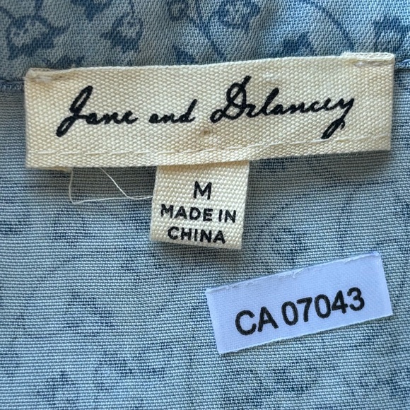 JANE AND DELANCEY M Collared Floral Sleeveless Maxi Dress Vneck Buttons Tiered - Picture 3 of 8